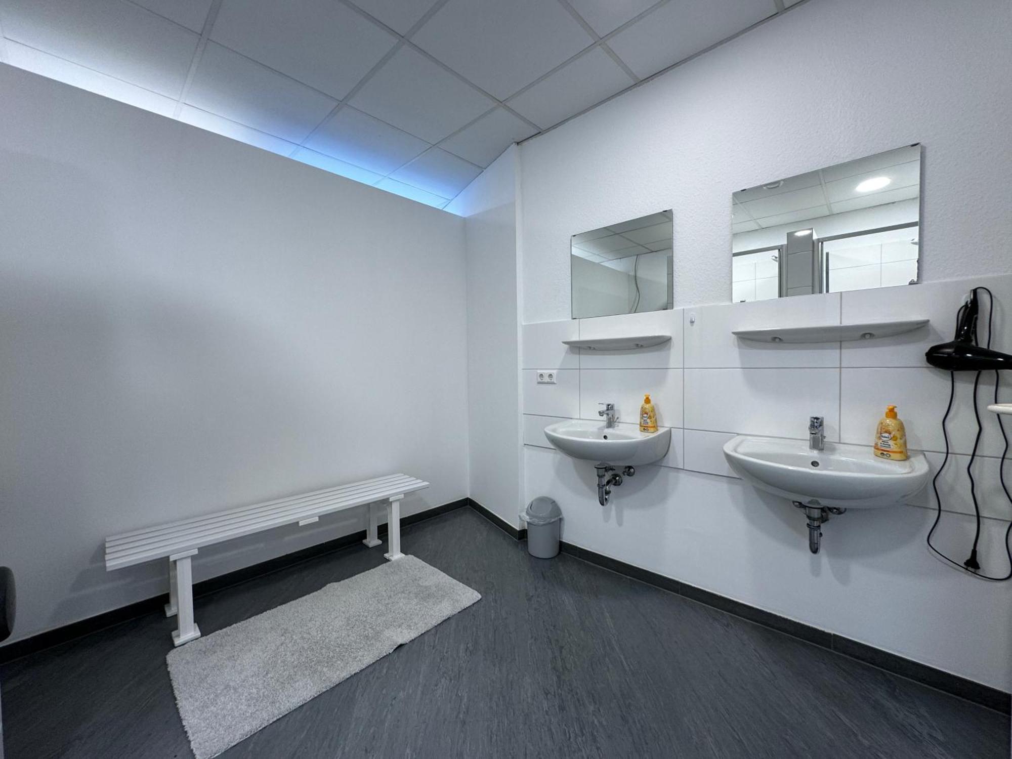 Thuja Apartments Karlsruhe-Neureut By Kurzzeit Zewnętrze zdjęcie