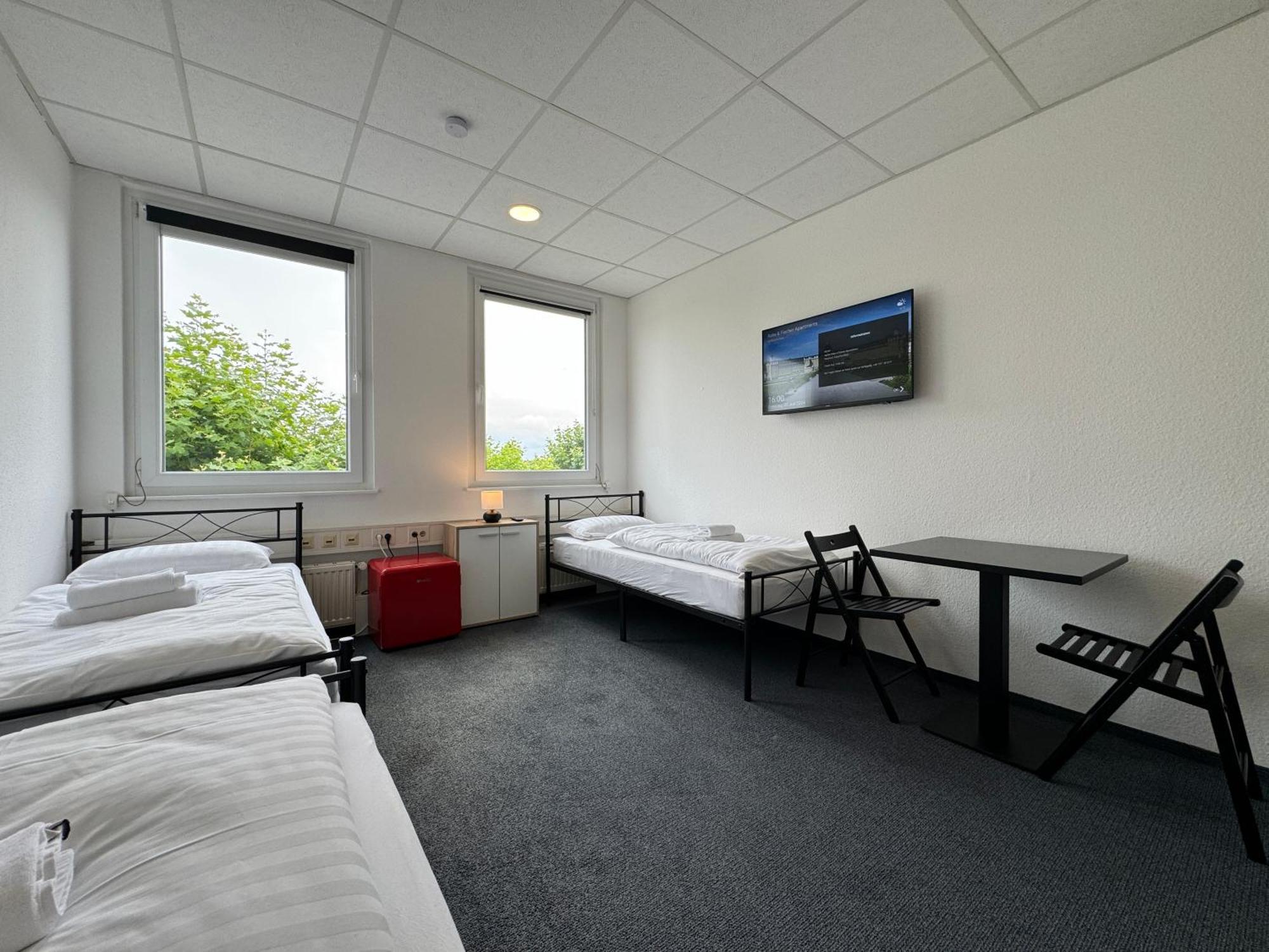 Thuja Apartments Karlsruhe-Neureut By Kurzzeit Zewnętrze zdjęcie